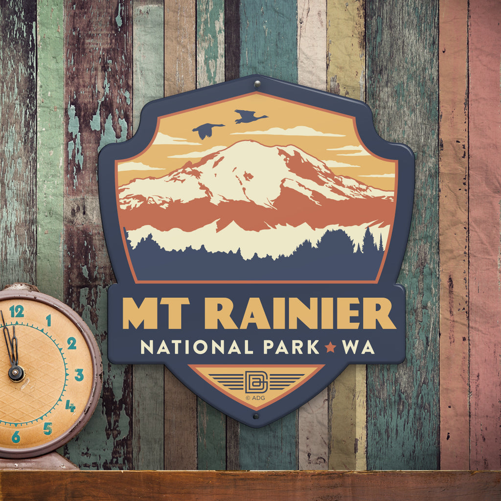 Metal Emblem Sign: NP Mount Rainier National Park