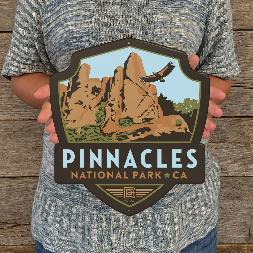 Metal Emblem Sign: NP Pinnacles National Park